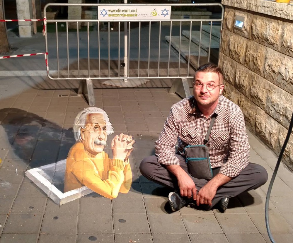 Anamorphic 3D painting by Ana Kogan for Afula 3D Paintings Festival
